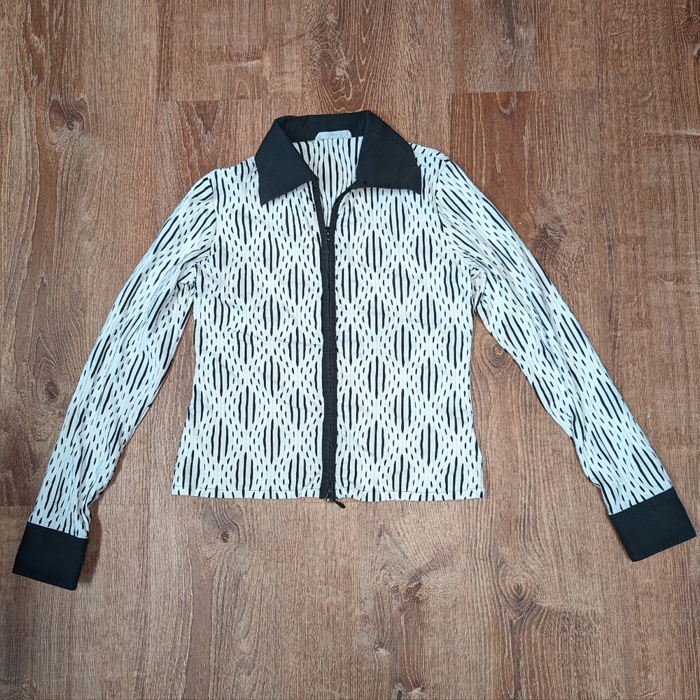 Rayure Parise France Long Sleeve Zip Up Slim Fit Collared Black White Knit Top